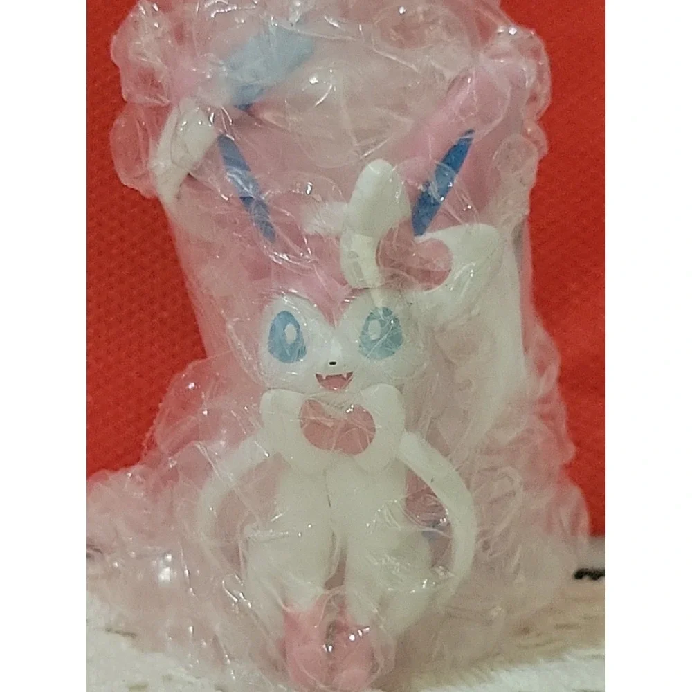 Langbowang x Pokémon Series Sitting Tumbler Ornament (Sylveon).